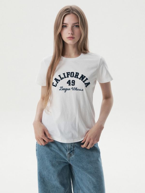 WAU Patch Slim-fit T-shirt(F)