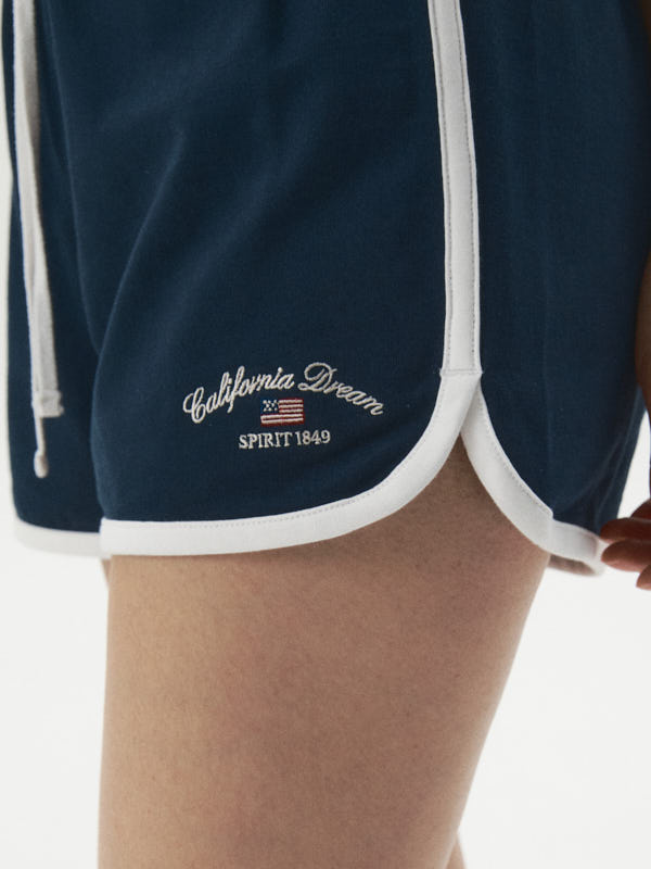 WHOAU Quần ngắn nữ Track Shorts_WHTMG2421F