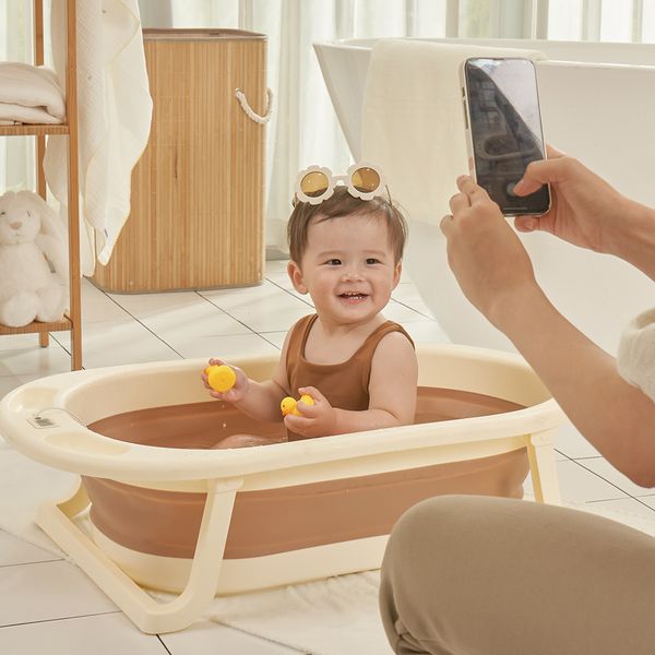 Chậu tắm cảm biến nhiệt, dễ gấp gọn, giúp mẹ tắm bé La vikit dành cho trẻ từ 0-4 tuổi