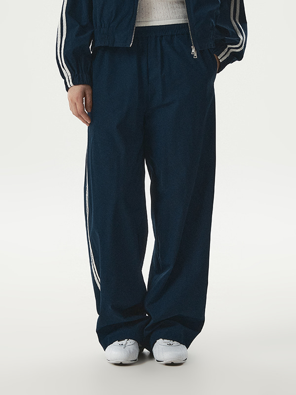 WHOAU Quần nữ Eyelet Pants(Set-up)_WHTAG2364F