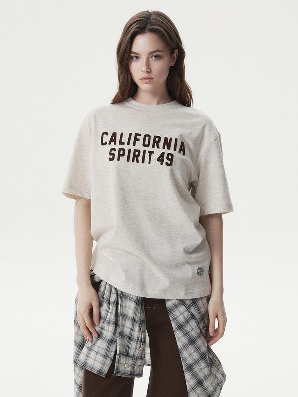 WHOAU Áo thun Campus Patch T-shirt_WHRAG2422U