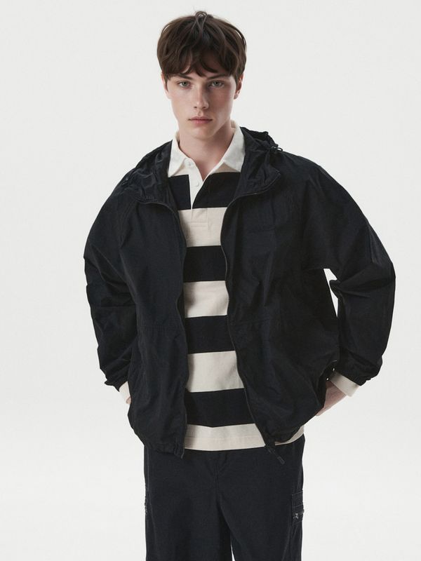 Steve Packable Windbreaker