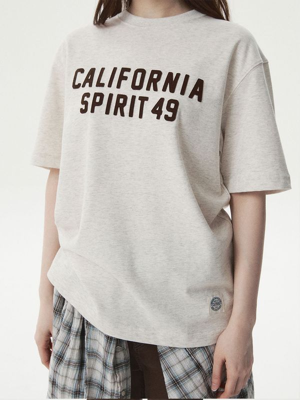WHOAU Áo thun Campus Patch T-shirt_WHRAG2422U