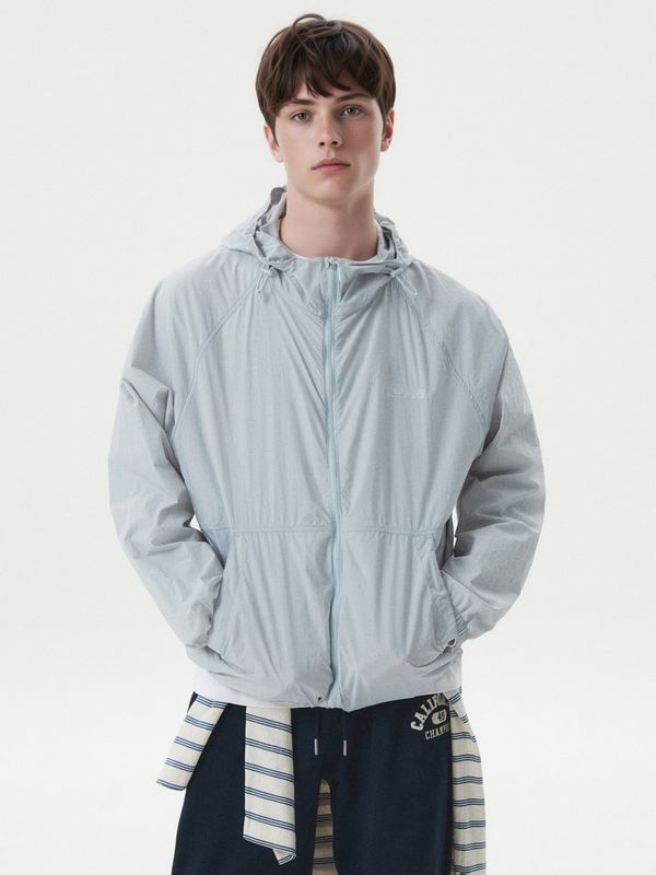 Steve Packable Windbreaker