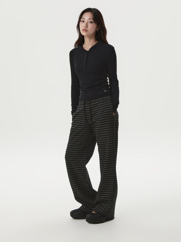 WHOAU Quần nữ Stripe Wide Pants(F)_WHTMGB824F