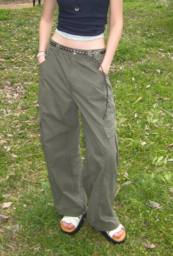 WHOAU Quần nữ Wide Cargo Pants(F)_WHTAG2313F
