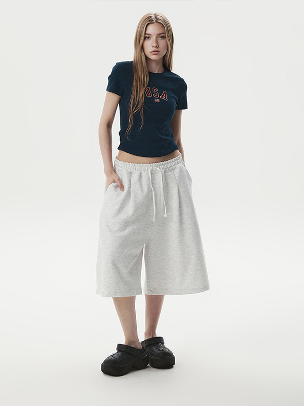 Bermuda One Tuck Half Pants
