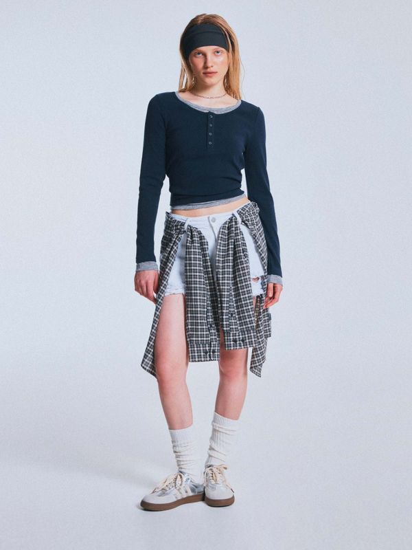 Layered Henry Neck Long Sleeve T-Shirt_WHLAF4891F