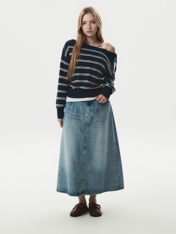 WHOAU Áo len Off-Shoulder Ribbon Pullover_WHKAGB938F