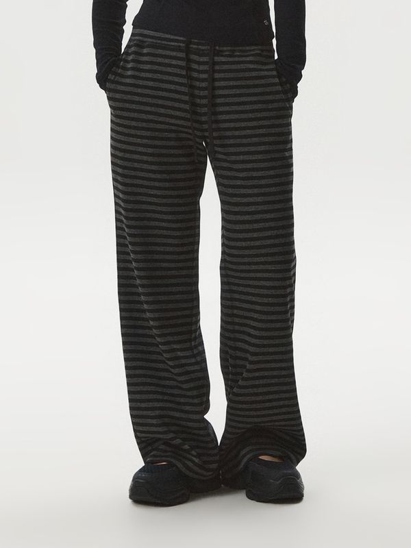 WHOAU Quần nữ Stripe Wide Pants(F)_WHTMGB824F