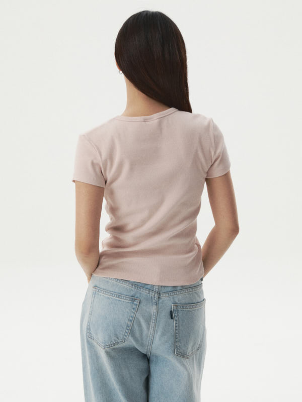 WHOAU Áo thun gân Ribbed Side String T-Shirt_WHRAG2424F
