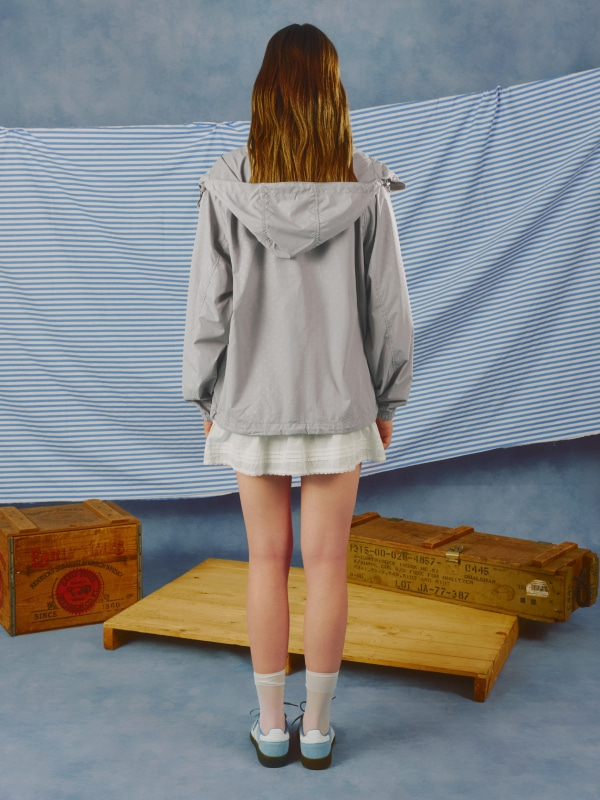 Steve Packable Windbreaker