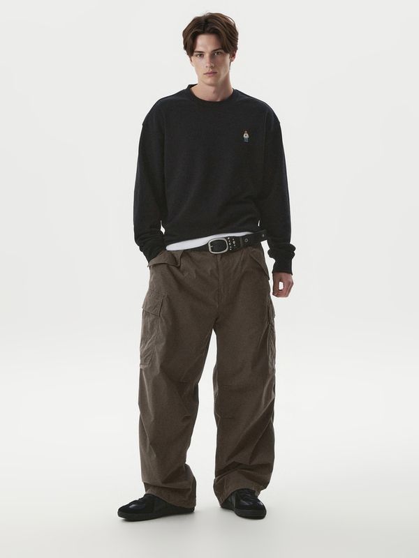 WHOAU Áo len Steve Sweatshirt