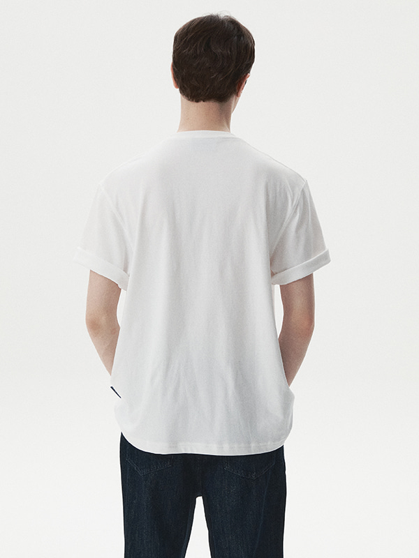 WHOAU Áo thun UNISEX Steve Patch T-shirt_WHRAG2421U