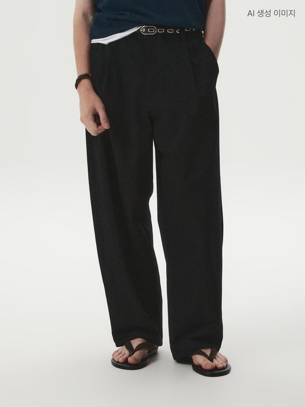 WHOAU Quần ống cong Curved Fit Cotton Pants (M)_WHTAG2581M