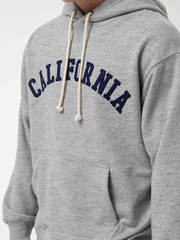 Signature Campus Patch Hoodie_WHMHF4922U