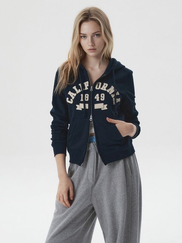 Signature Slim-fit Patch Hood Zip-up(F)