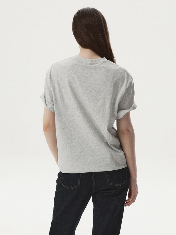 WHOAU Áo thun UNISEX Steve Photo T-shirt_WHRPG2421U