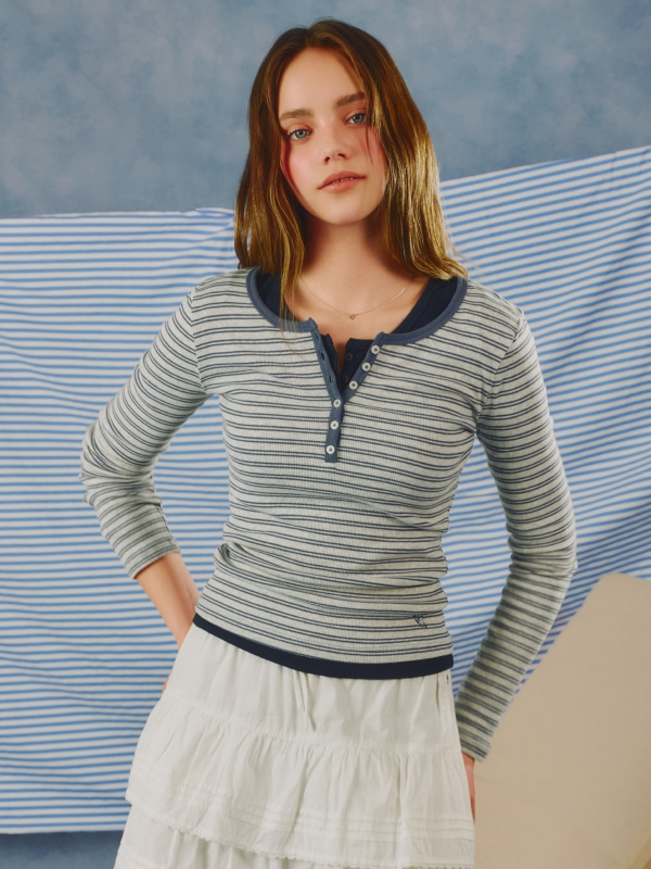 Ribbed Henry Neck Long Sleeve T-shirt