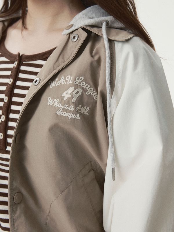 WHOAU Áo khoác Hood Varsity Coach Jacket_WHJJG2221U