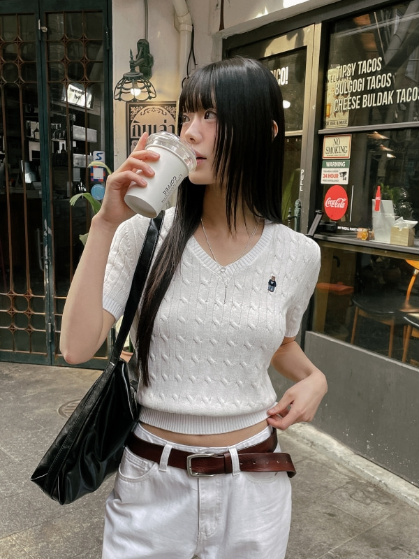 WHOAU Áo len Steve V-neck Cable Short Sleeve Sweater_WHKAG2411F