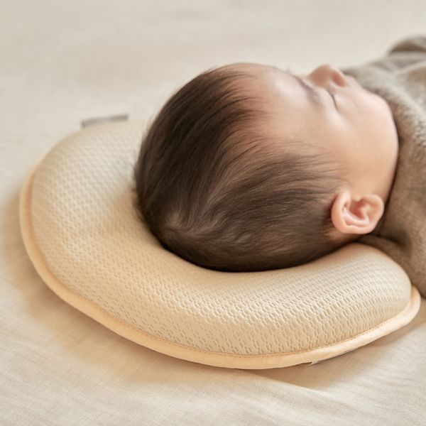 Gối sơ sinh chống bẹp đầu dành cho trẻ 1-18 tháng Lavikit