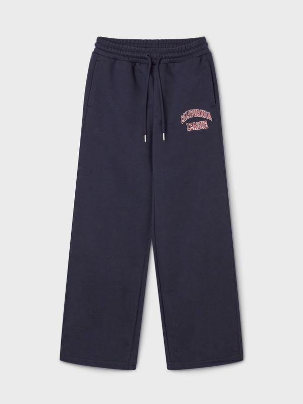 WHOAU Quần dài Unisex Signature Patch Wide Pants_WHTMG1111U